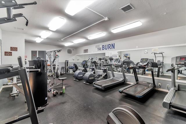 Detail Gallery Image 17 of 25 For 229 Boardwalk Ave #C,  San Bruno,  CA 94066 - 2 Beds | 1 Baths