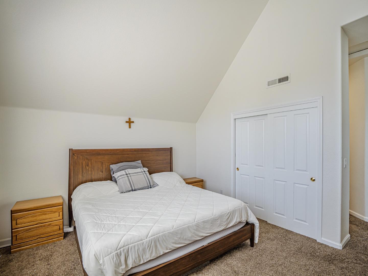 Detail Gallery Image 14 of 28 For 4 Holly Dr #B,  Freedom,  CA 95019 - 2 Beds | 2/1 Baths