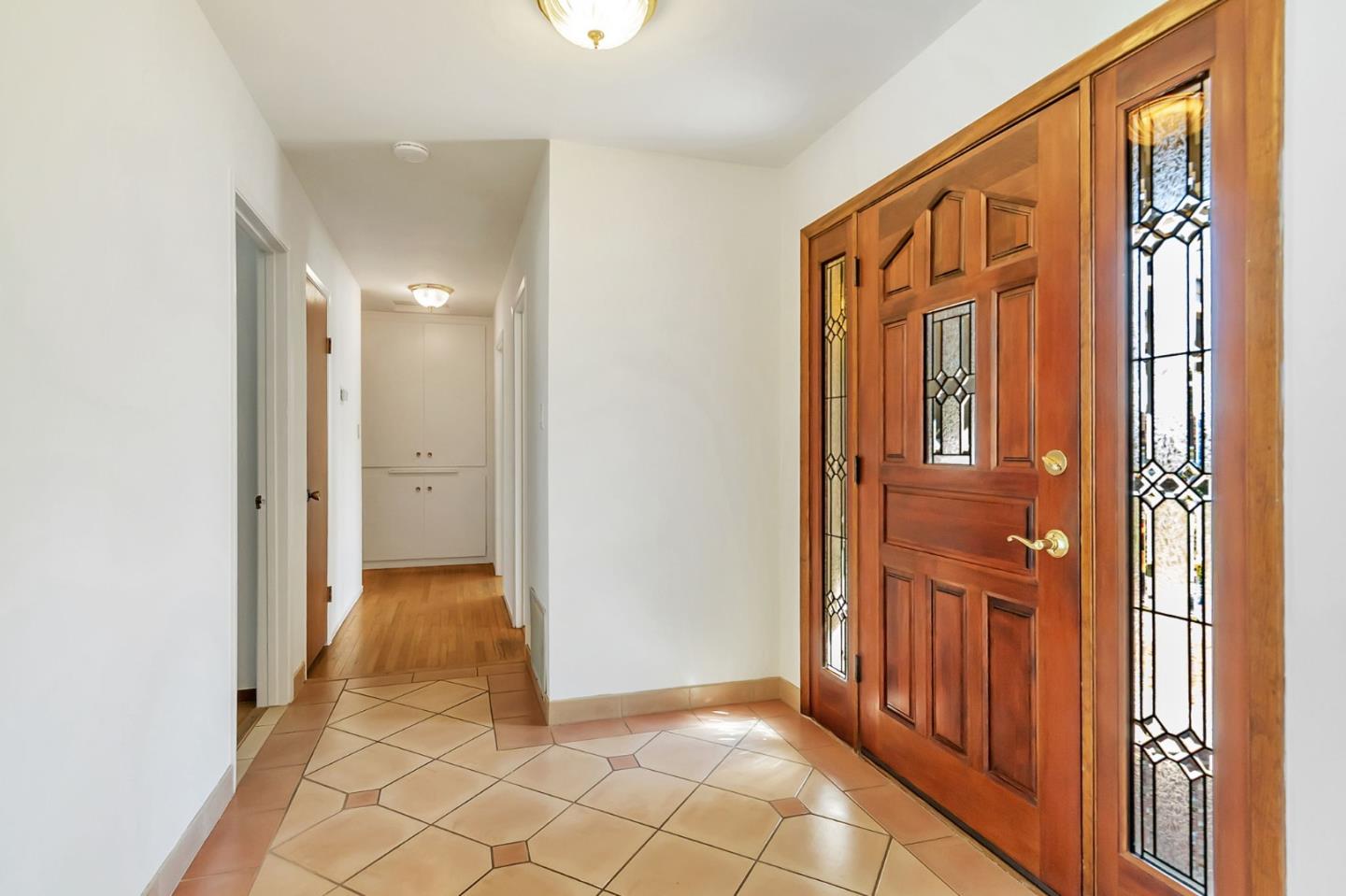 Detail Gallery Image 4 of 37 For 5513 Blossom Acres Dr, San Jose,  CA 95124 - 4 Beds | 3 Baths