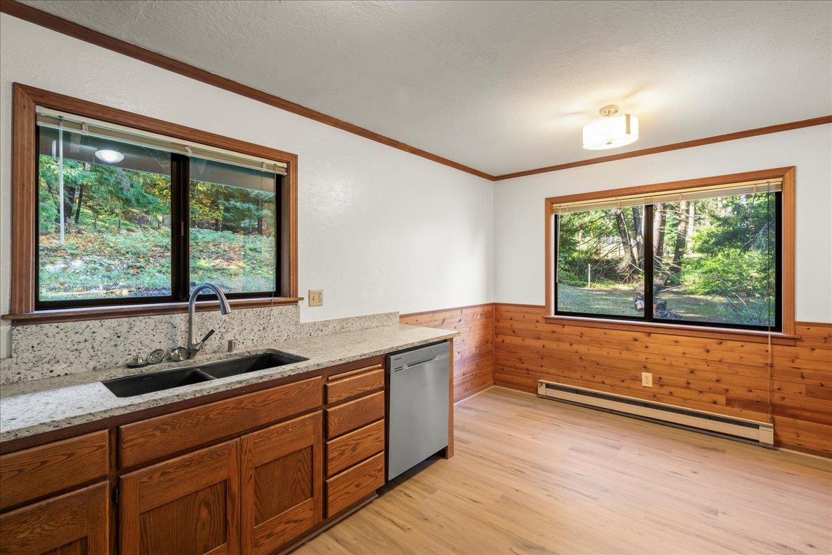 Detail Gallery Image 69 of 75 For 19960 Skyline Blvd, Los Gatos,  CA 95033 - 4 Beds | 3/1 Baths