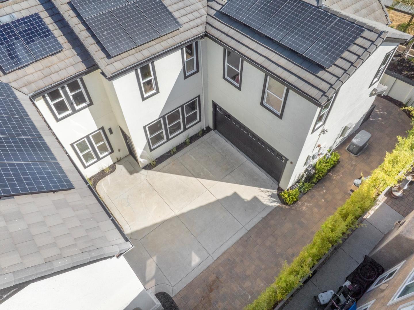 Detail Gallery Image 9 of 76 For 5807 Casita Way, Gilroy,  CA 95020 - 5 Beds | 4 Baths