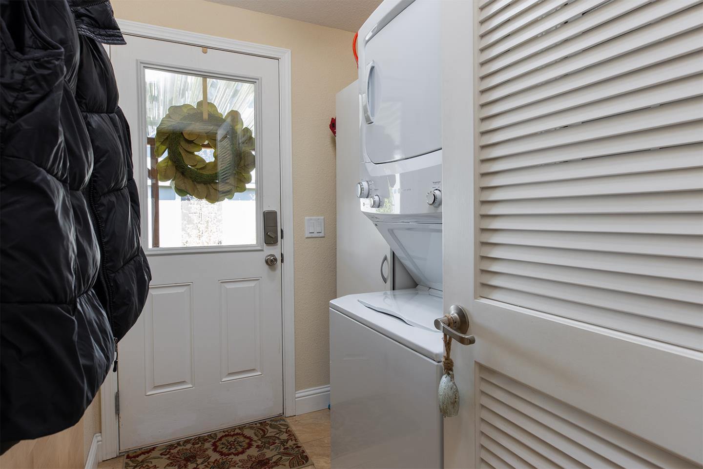 Detail Gallery Image 19 of 37 For 9 Oak Shadows Ln #0,  Aptos,  CA 95003 - 2 Beds | 2 Baths