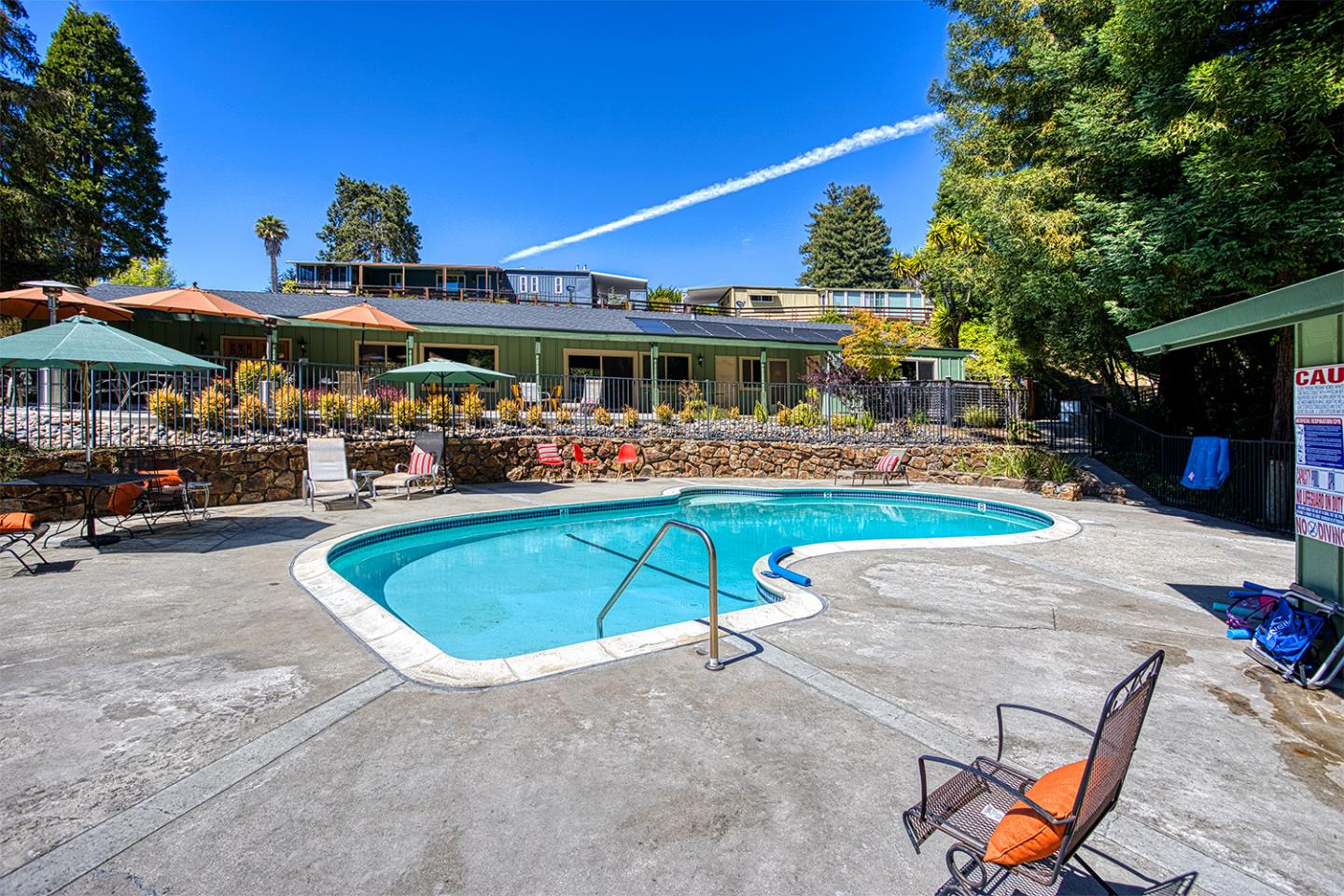 Detail Gallery Image 33 of 37 For 9 Oak Shadows Ln #0,  Aptos,  CA 95003 - 2 Beds | 2 Baths