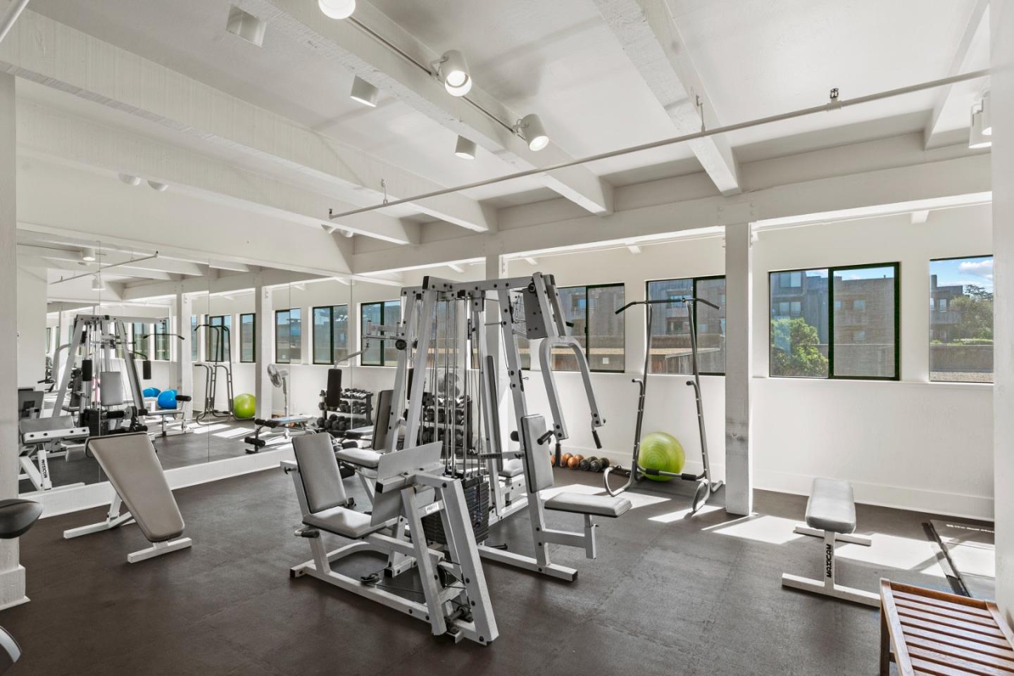 Detail Gallery Image 32 of 40 For 125 Surf Way #434,  Monterey,  CA 93940 - 2 Beds | 2 Baths