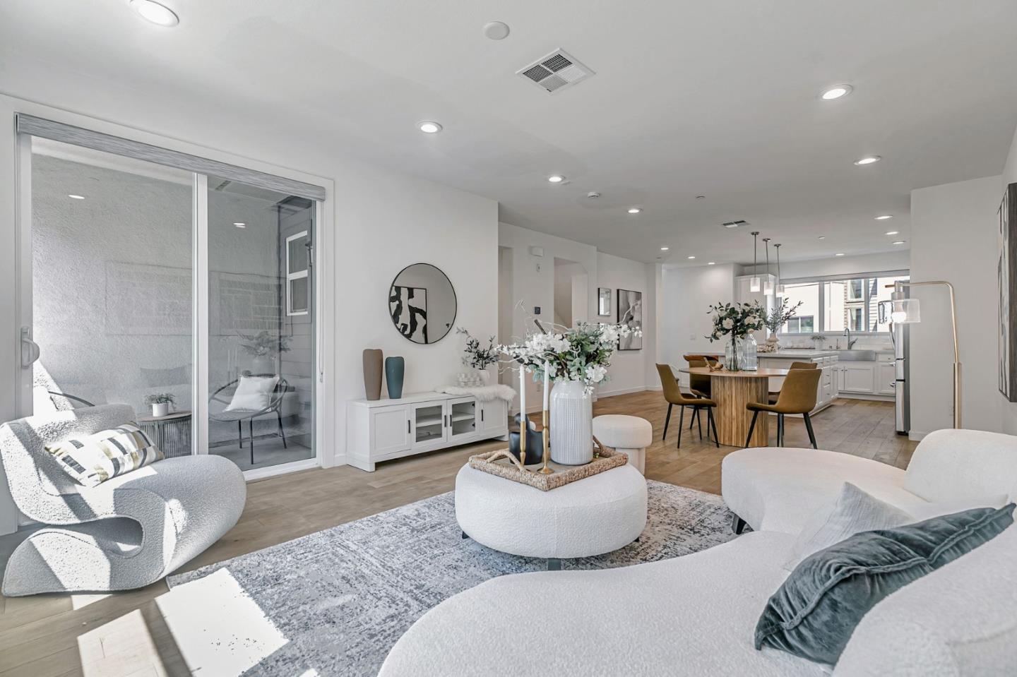 Detail Gallery Image 12 of 39 For 1961 Joshua Tree Cir, Milpitas,  CA 95035 - 3 Beds | 2/1 Baths