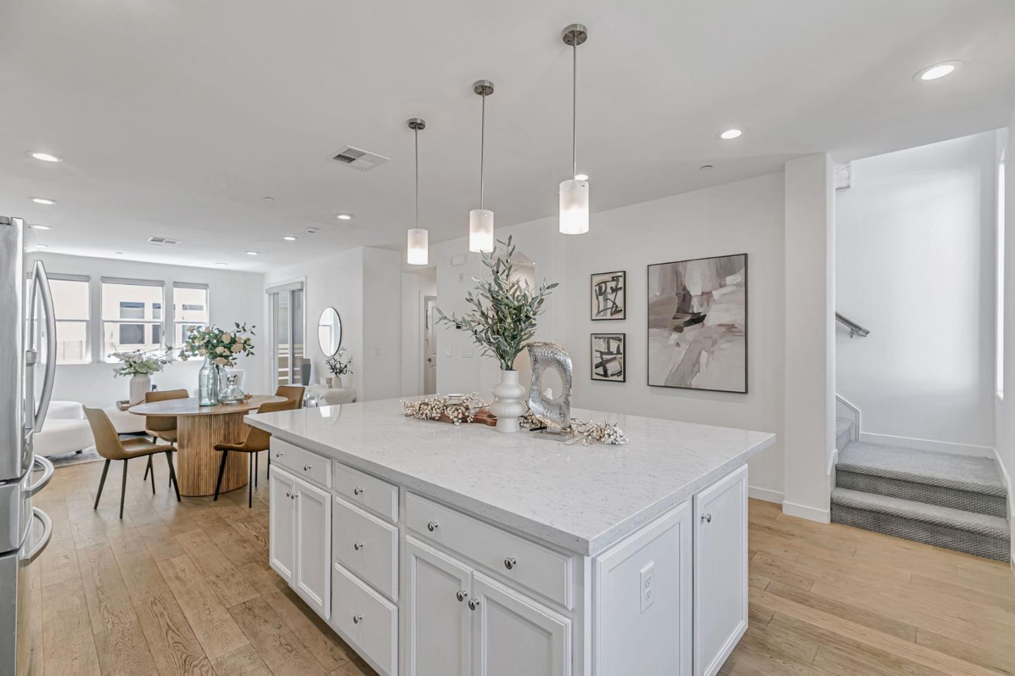 Detail Gallery Image 16 of 39 For 1961 Joshua Tree Cir, Milpitas,  CA 95035 - 3 Beds | 2/1 Baths