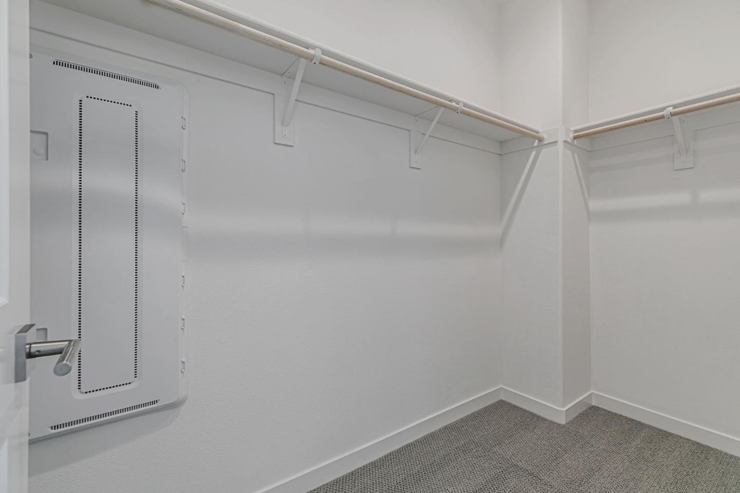 Detail Gallery Image 27 of 39 For 1961 Joshua Tree Cir, Milpitas,  CA 95035 - 3 Beds | 2/1 Baths