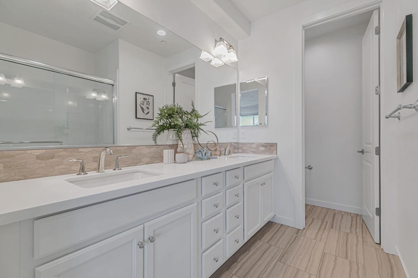 Detail Gallery Image 29 of 39 For 1961 Joshua Tree Cir, Milpitas,  CA 95035 - 3 Beds | 2/1 Baths