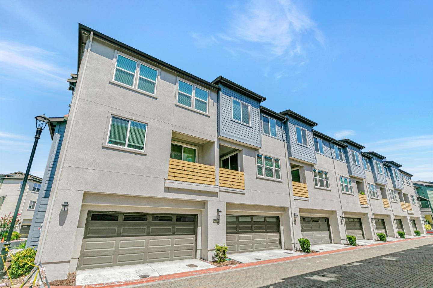 Detail Gallery Image 36 of 39 For 1961 Joshua Tree Cir, Milpitas,  CA 95035 - 3 Beds | 2/1 Baths