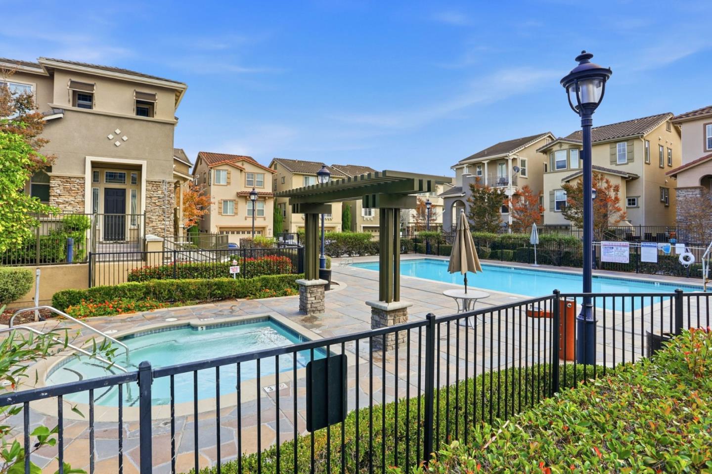 Detail Gallery Image 31 of 33 For 745 Mente Linda Loop, Milpitas,  CA 95035 - 3 Beds | 2/1 Baths