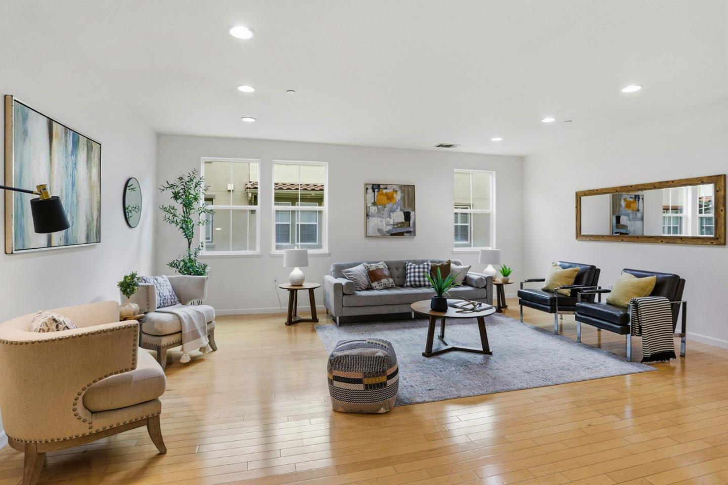 Detail Gallery Image 5 of 33 For 745 Mente Linda Loop, Milpitas,  CA 95035 - 3 Beds | 2/1 Baths