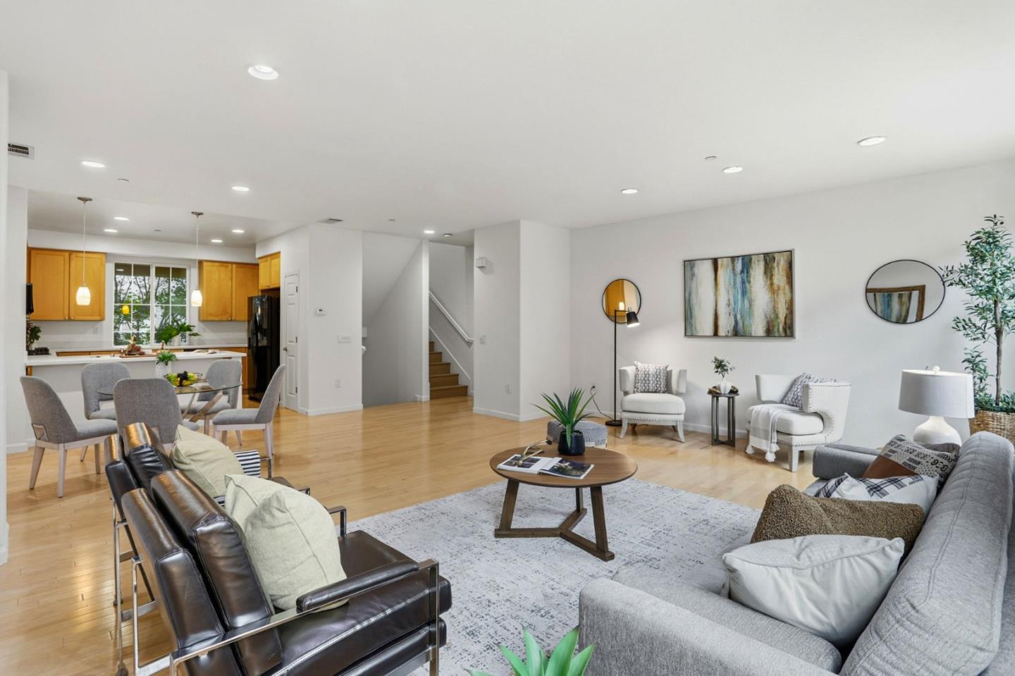 Detail Gallery Image 6 of 33 For 745 Mente Linda Loop, Milpitas,  CA 95035 - 3 Beds | 2/1 Baths