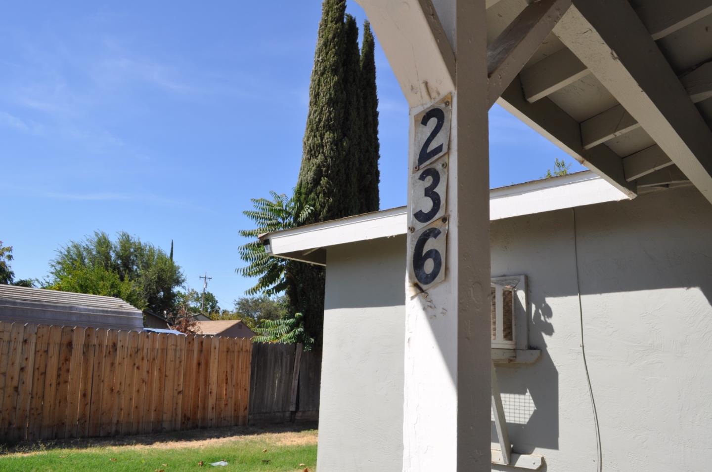 Detail Gallery Image 12 of 26 For 232 N Sherman Ave, Manteca,  CA 95336 - – Beds | – Baths