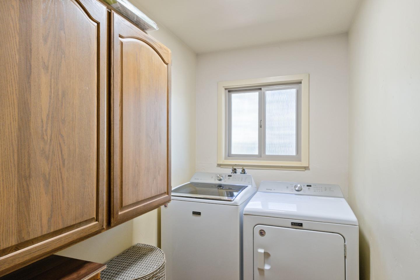 Detail Gallery Image 24 of 32 For 7 Wyndemere Vale, Monterey,  CA 93940 - 4 Beds | 3 Baths