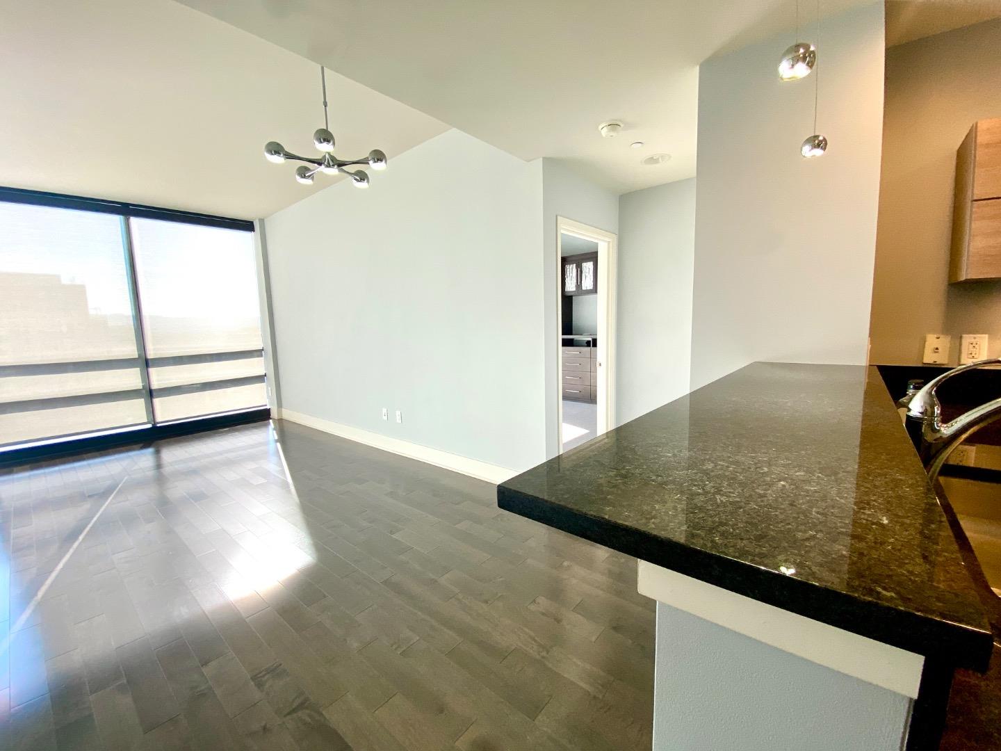 Detail Gallery Image 8 of 29 For 88 E San Fernando #2001,  San Jose,  CA 95113 - 2 Beds | 2 Baths