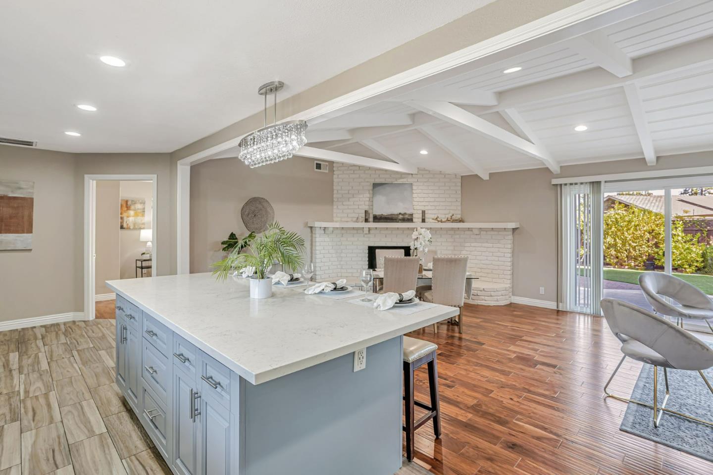 Detail Gallery Image 12 of 40 For 19111 Cox Ave, Saratoga,  CA 95070 - 6 Beds | 4 Baths