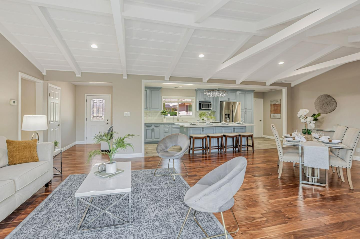 Detail Gallery Image 6 of 40 For 19111 Cox Ave, Saratoga,  CA 95070 - 6 Beds | 4 Baths