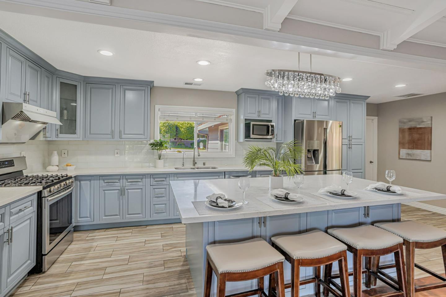 Detail Gallery Image 9 of 40 For 19111 Cox Ave, Saratoga,  CA 95070 - 6 Beds | 4 Baths