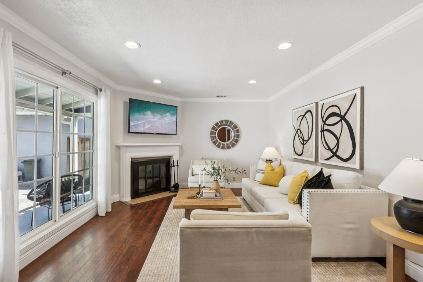 Detail Gallery Image 11 of 52 For 1413 San Juan Ave, San Jose,  CA 95110 - 5 Beds | 2 Baths