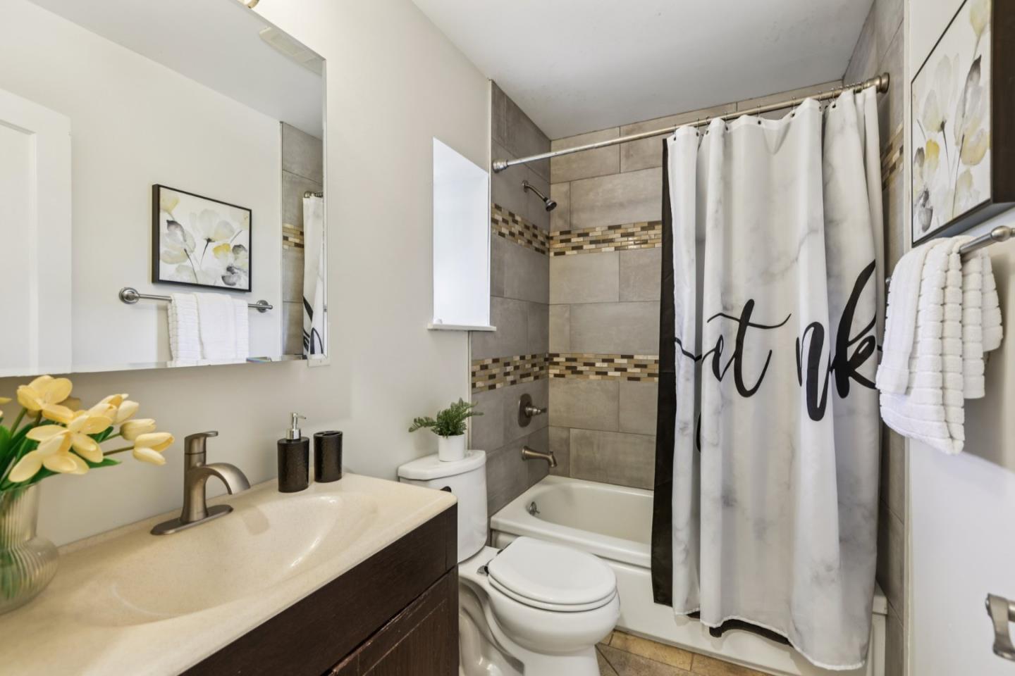 Detail Gallery Image 26 of 52 For 1413 San Juan Ave, San Jose,  CA 95110 - 5 Beds | 2 Baths