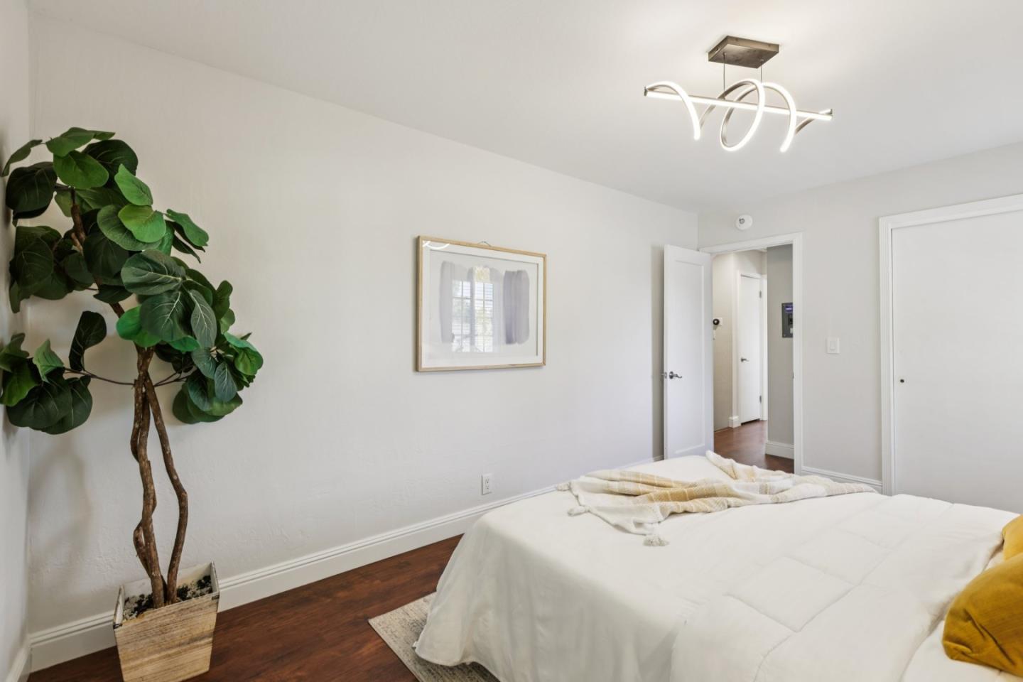 Detail Gallery Image 33 of 52 For 1413 San Juan Ave, San Jose,  CA 95110 - 5 Beds | 2 Baths