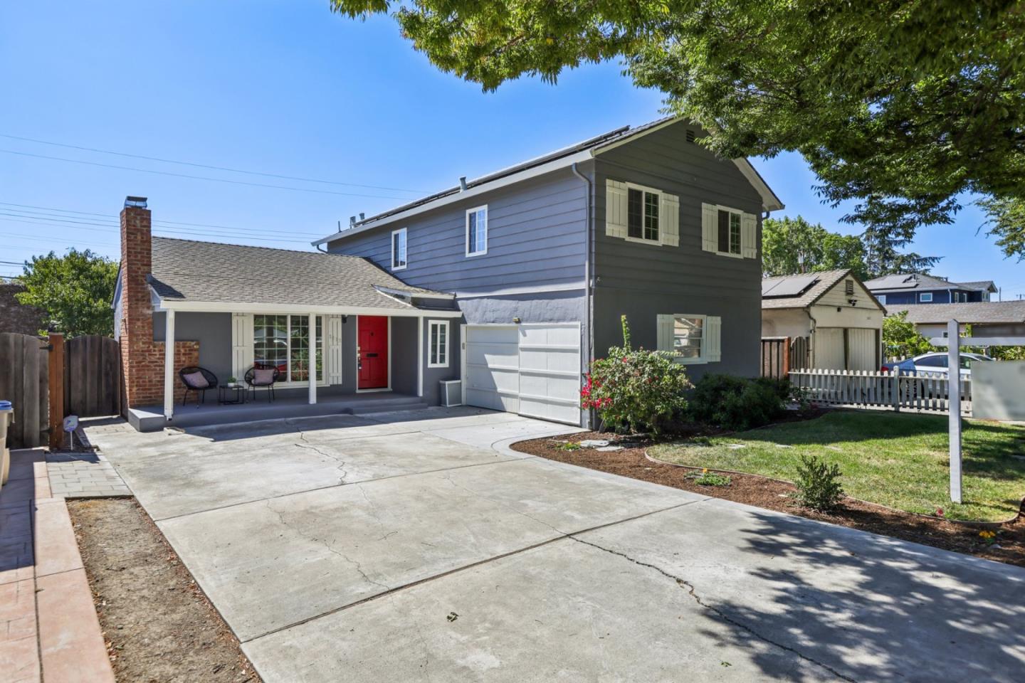 Detail Gallery Image 4 of 52 For 1413 San Juan Ave, San Jose,  CA 95110 - 5 Beds | 2 Baths