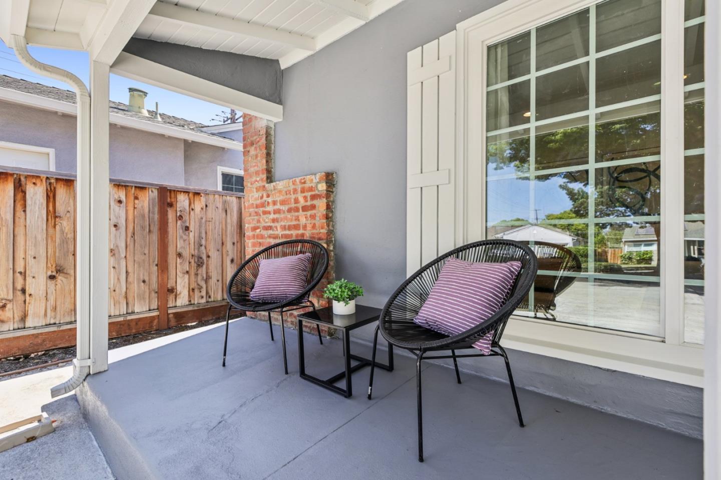 Detail Gallery Image 5 of 52 For 1413 San Juan Ave, San Jose,  CA 95110 - 5 Beds | 2 Baths
