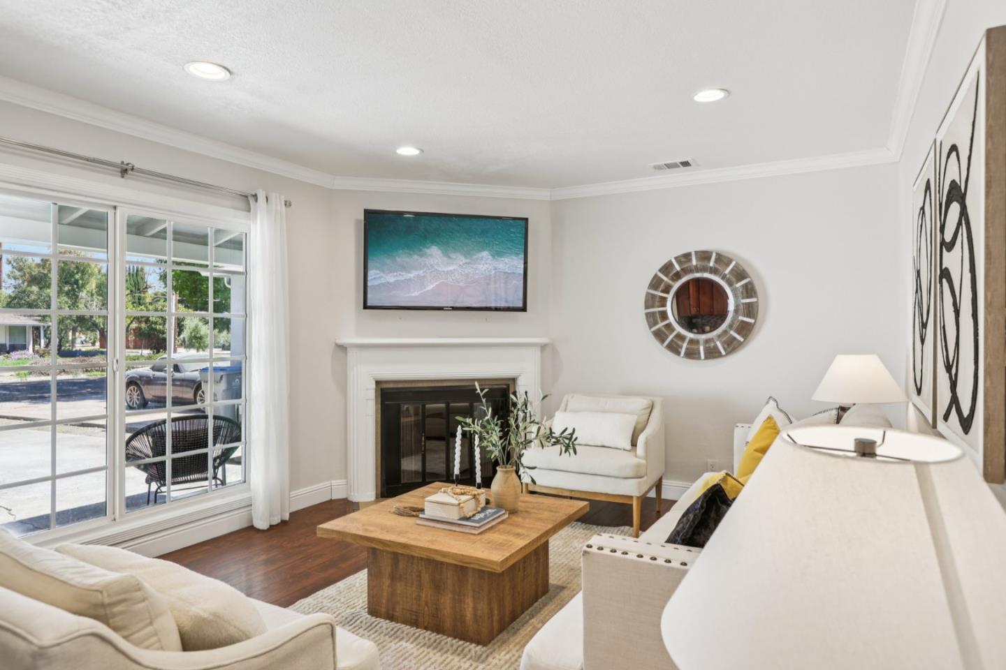 Detail Gallery Image 8 of 52 For 1413 San Juan Ave, San Jose,  CA 95110 - 5 Beds | 2 Baths