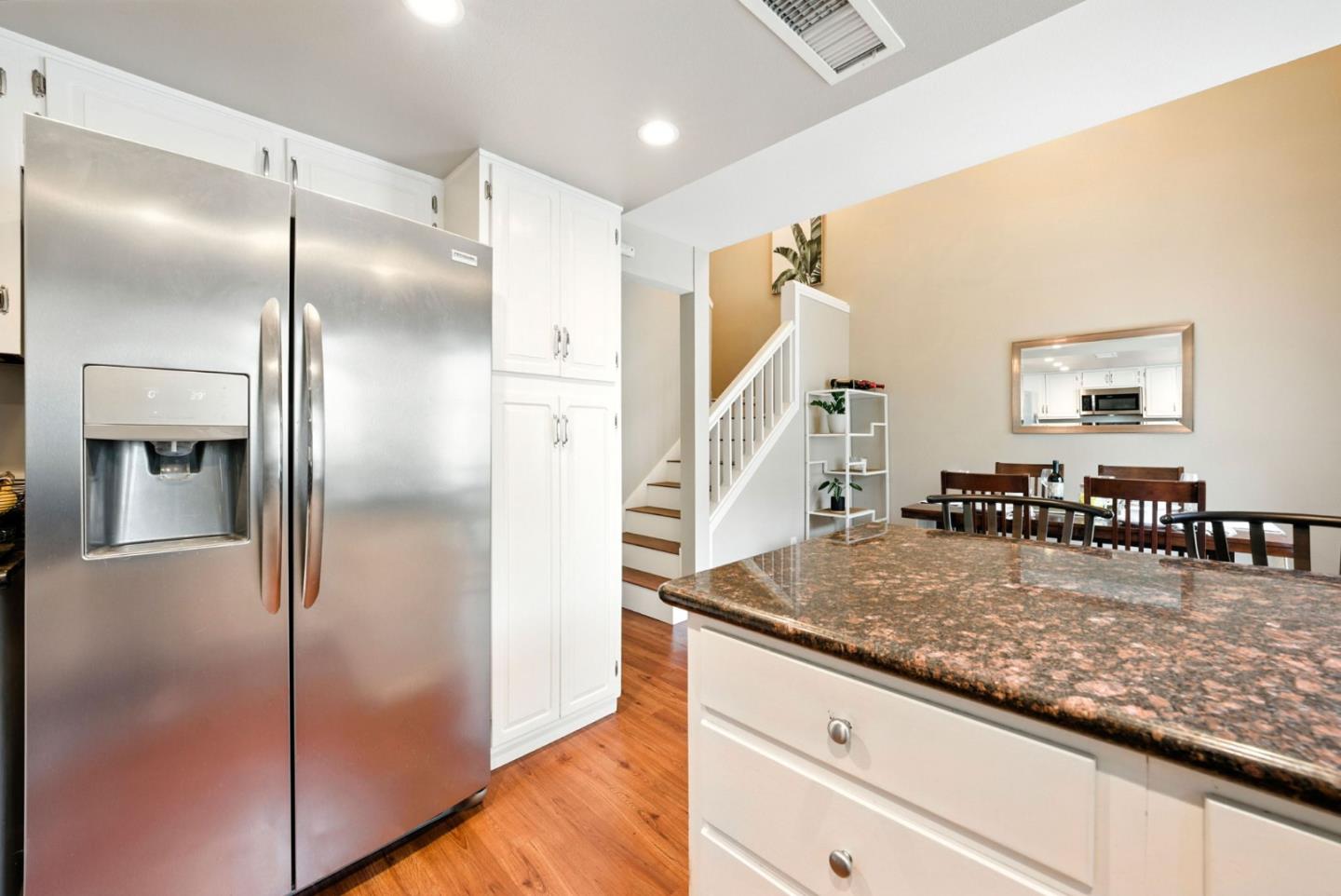 Detail Gallery Image 16 of 47 For 1522 Huddersfield Ct, San Jose,  CA 95126 - 2 Beds | 1/1 Baths