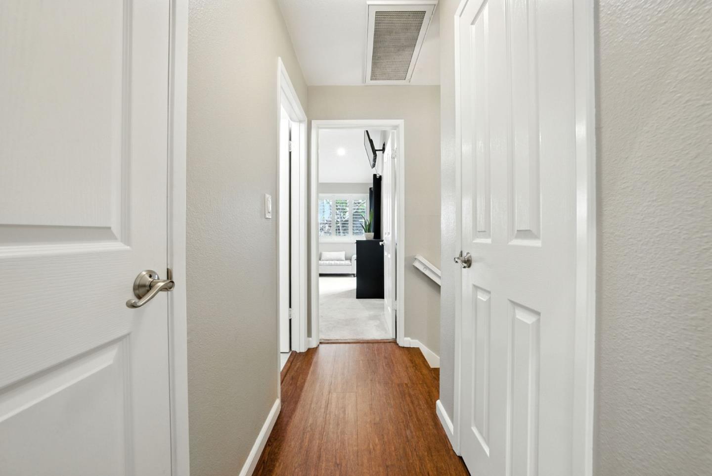 Detail Gallery Image 22 of 47 For 1522 Huddersfield Ct, San Jose,  CA 95126 - 2 Beds | 1/1 Baths