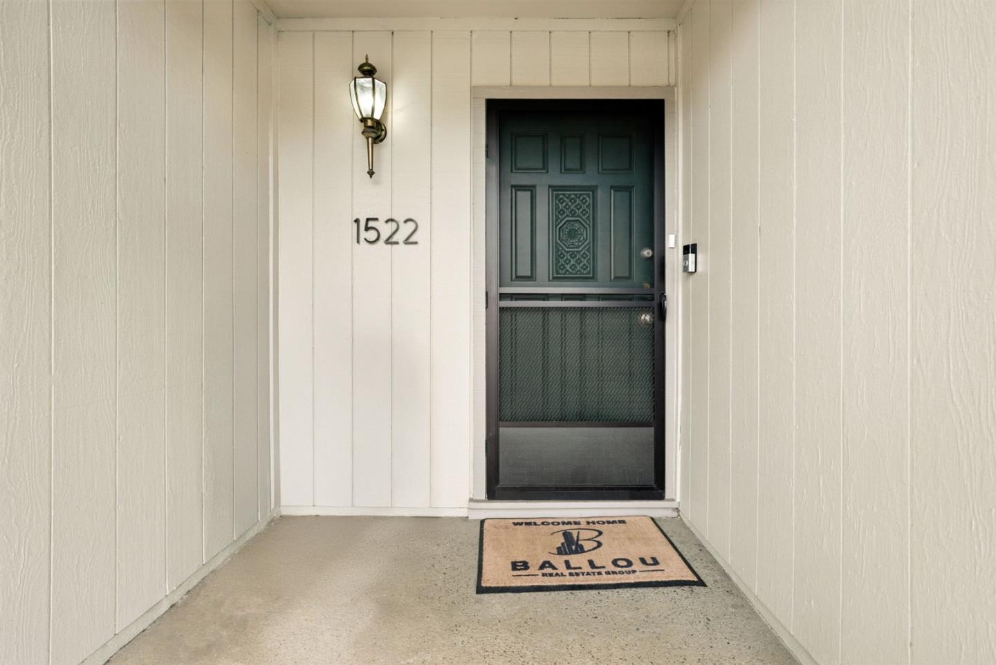 Detail Gallery Image 3 of 47 For 1522 Huddersfield Ct, San Jose,  CA 95126 - 2 Beds | 1/1 Baths