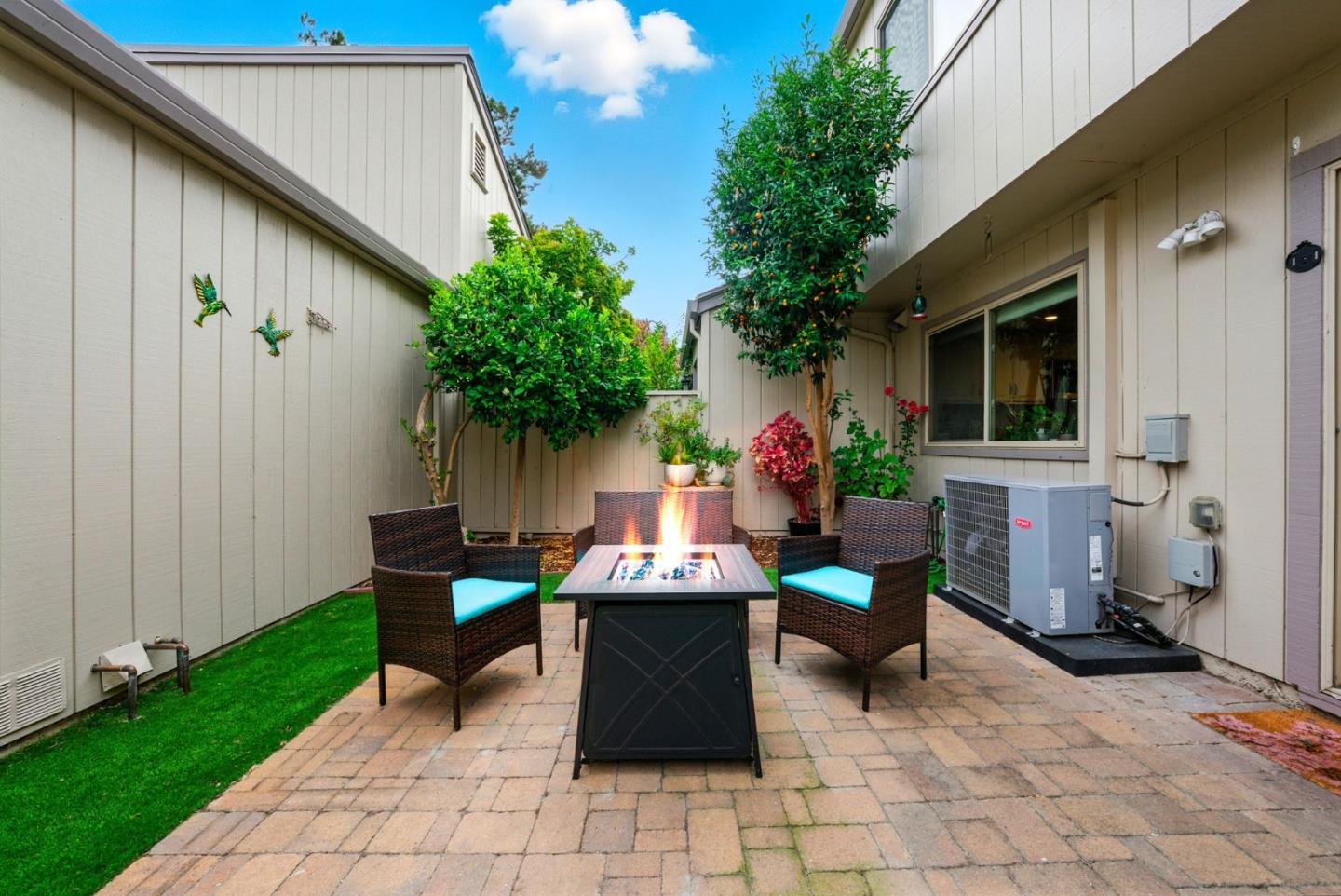 Detail Gallery Image 33 of 47 For 1522 Huddersfield Ct, San Jose,  CA 95126 - 2 Beds | 1/1 Baths