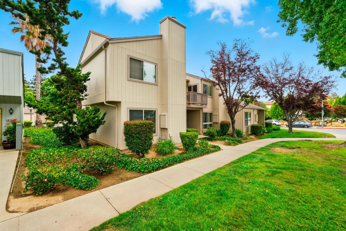 Detail Gallery Image 34 of 47 For 1522 Huddersfield Ct, San Jose,  CA 95126 - 2 Beds | 1/1 Baths