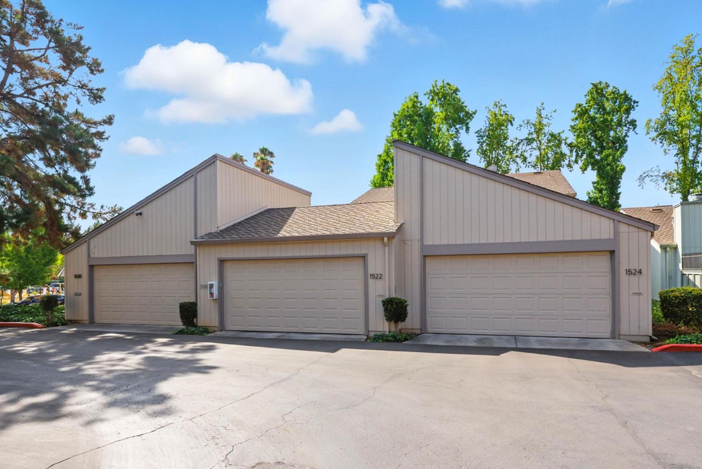 Detail Gallery Image 36 of 47 For 1522 Huddersfield Ct, San Jose,  CA 95126 - 2 Beds | 1/1 Baths