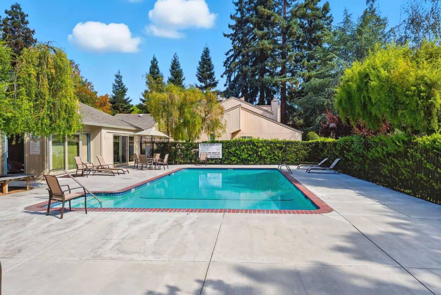 Detail Gallery Image 41 of 47 For 1522 Huddersfield Ct, San Jose,  CA 95126 - 2 Beds | 1/1 Baths