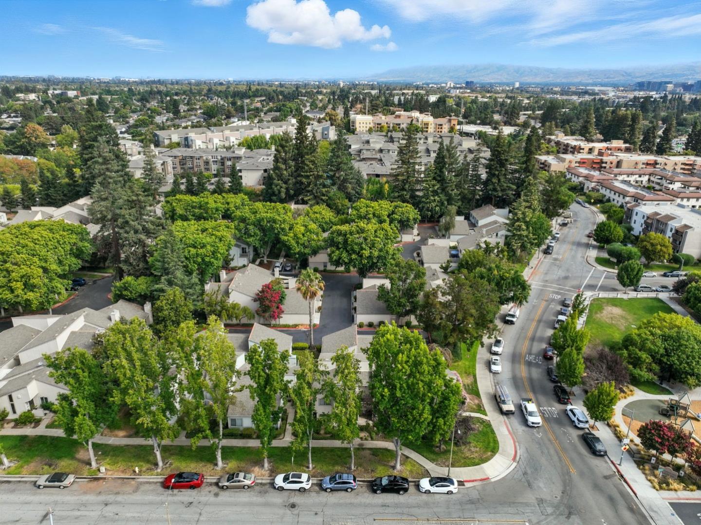Detail Gallery Image 45 of 47 For 1522 Huddersfield Ct, San Jose,  CA 95126 - 2 Beds | 1/1 Baths