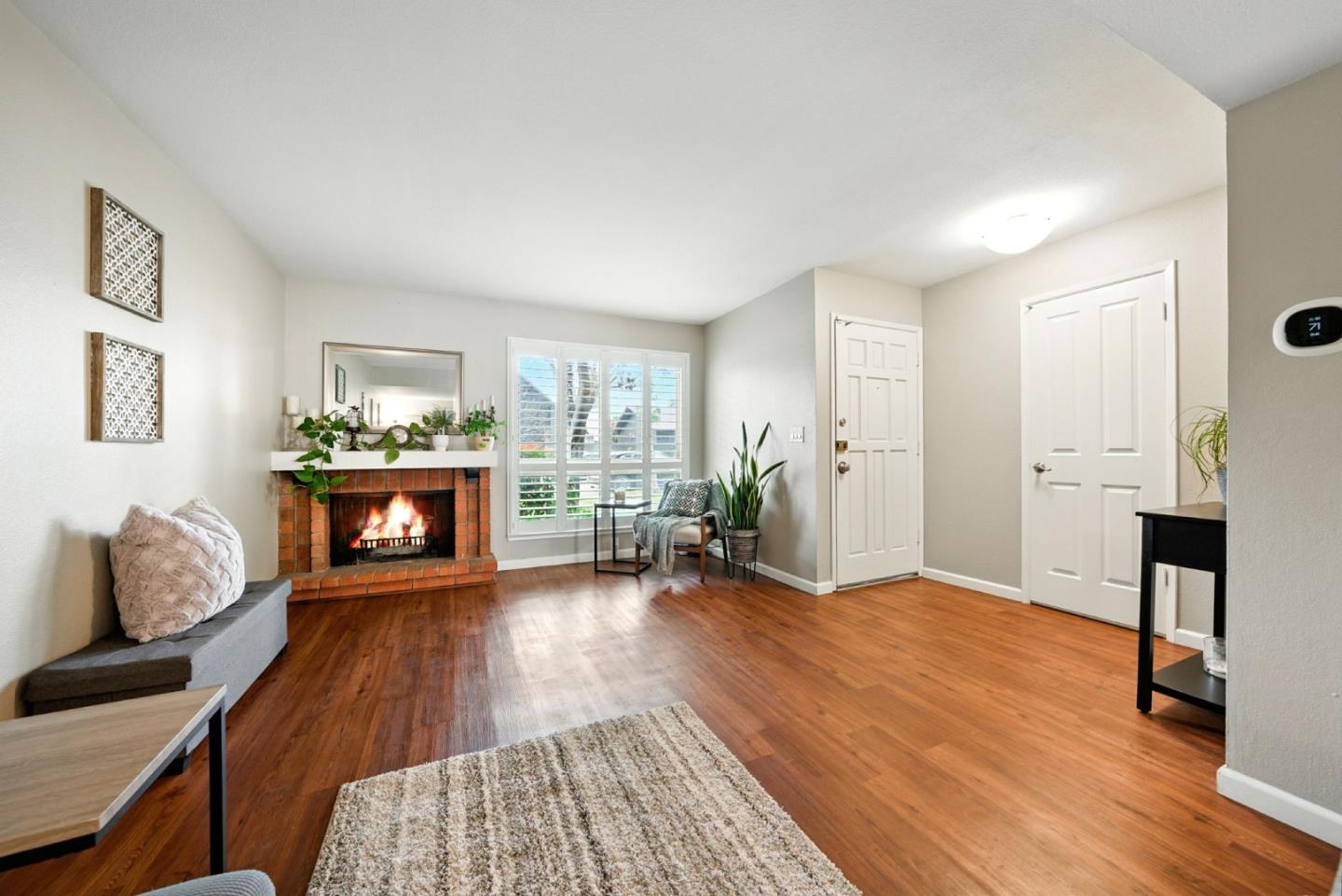 Detail Gallery Image 5 of 47 For 1522 Huddersfield Ct, San Jose,  CA 95126 - 2 Beds | 1/1 Baths