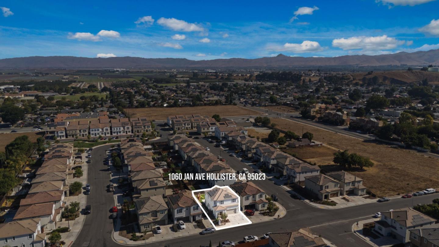 Detail Gallery Image 32 of 38 For 1060 Jan Ave, Hollister,  CA 95023 - 3 Beds | 2/1 Baths