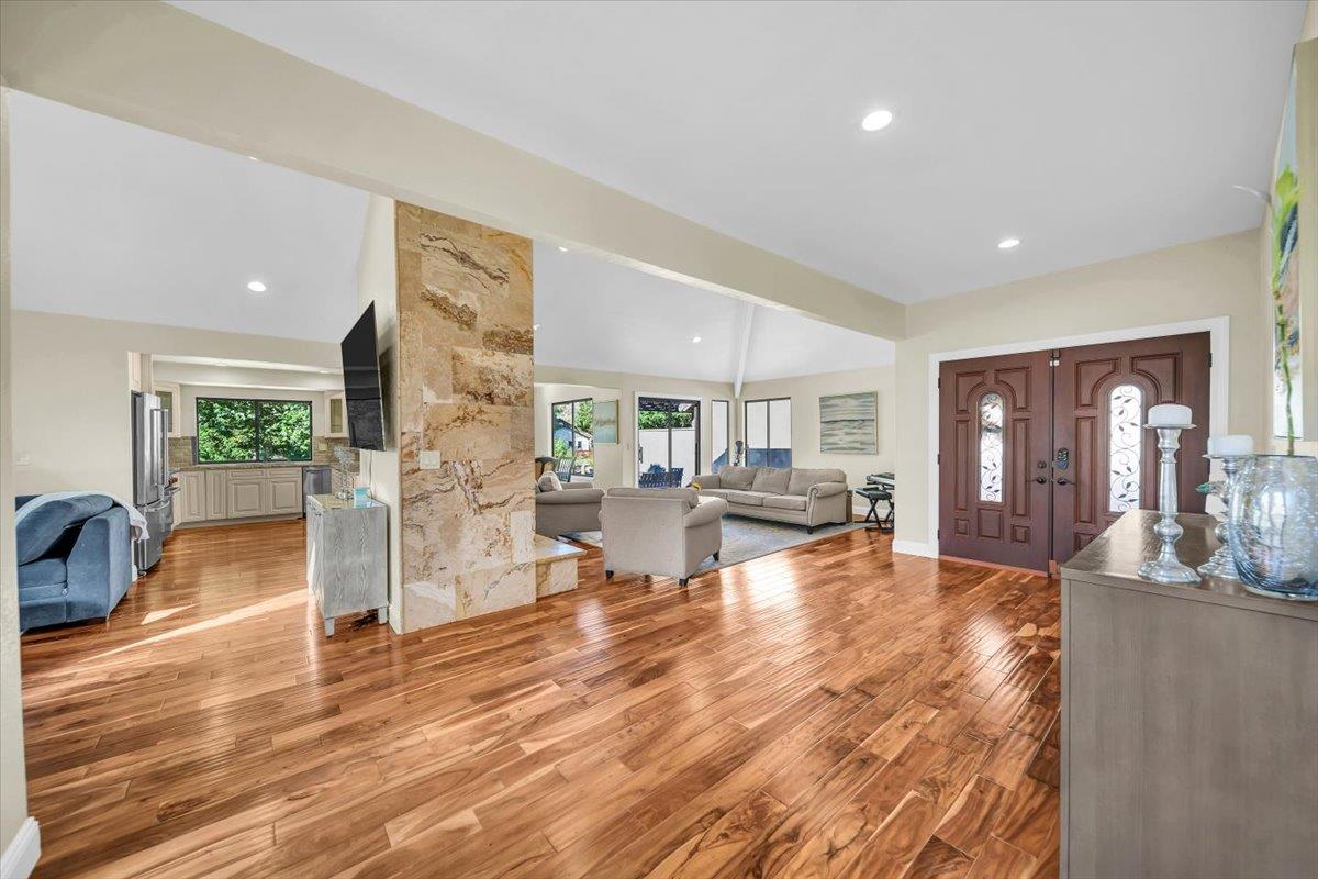 Detail Gallery Image 7 of 26 For 14075 Mountain Quail Rd, Salinas,  CA 93908 - 3 Beds | 2 Baths