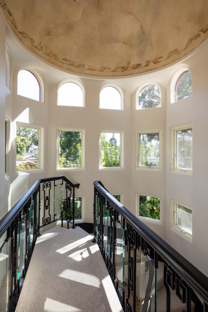 Detail Gallery Image 19 of 40 For 1719 Glen Una Ave, San Jose,  CA 95125 - 4 Beds | 3 Baths