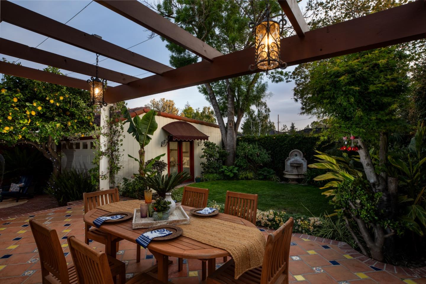 Detail Gallery Image 31 of 40 For 1719 Glen Una Ave, San Jose,  CA 95125 - 4 Beds | 3 Baths