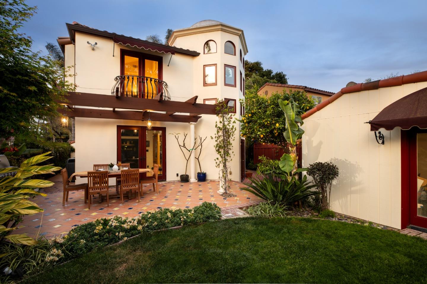 Detail Gallery Image 36 of 40 For 1719 Glen Una Ave, San Jose,  CA 95125 - 4 Beds | 3 Baths