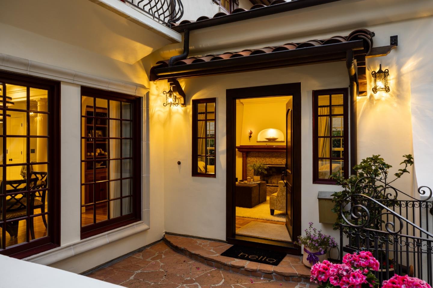 Detail Gallery Image 5 of 40 For 1719 Glen Una Ave, San Jose,  CA 95125 - 4 Beds | 3 Baths