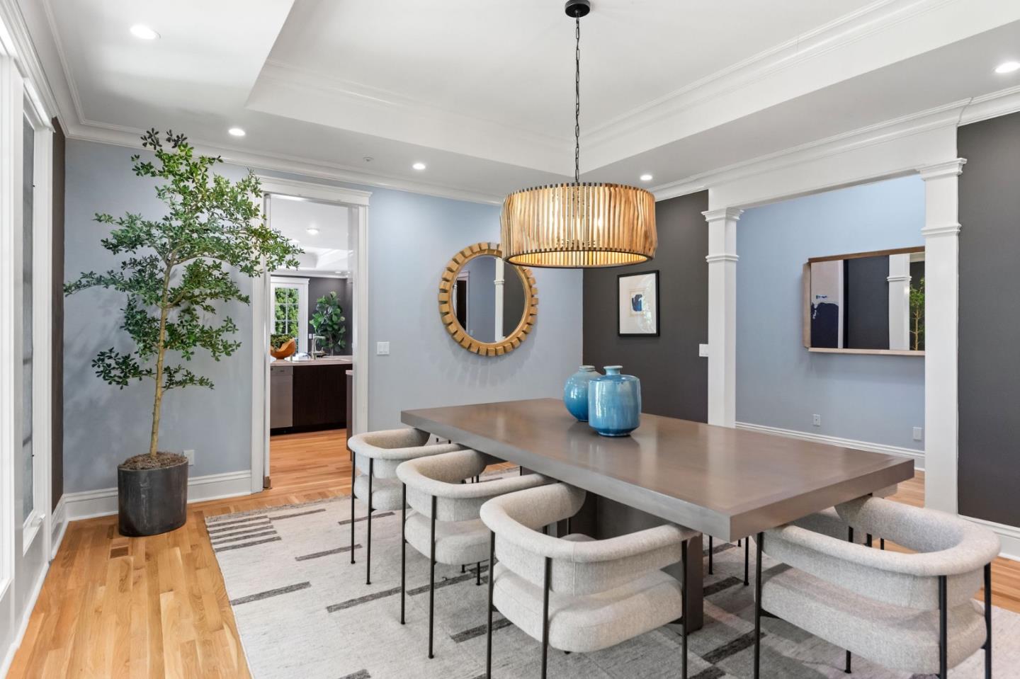 Detail Gallery Image 22 of 96 For 380 Arden Rd, Hillsborough,  CA 94010 - 4 Beds | 4/1 Baths