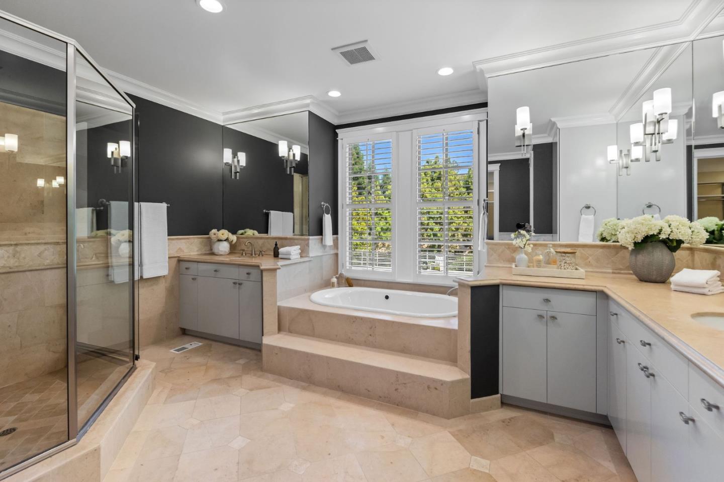 Detail Gallery Image 47 of 96 For 380 Arden Rd, Hillsborough,  CA 94010 - 4 Beds | 4/1 Baths