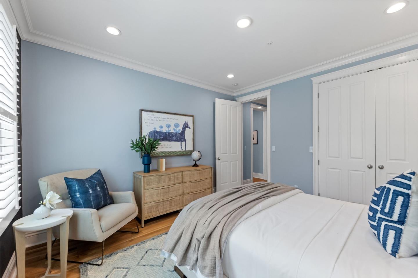 Detail Gallery Image 51 of 96 For 380 Arden Rd, Hillsborough,  CA 94010 - 4 Beds | 4/1 Baths