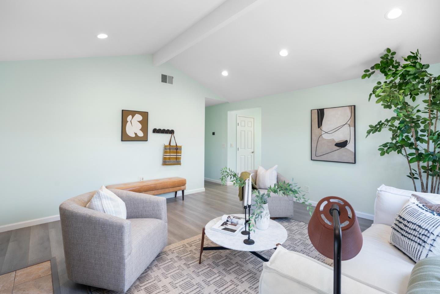 Detail Gallery Image 22 of 40 For 2293 Royaltree Cir, San Jose,  CA 95131 - 3 Beds | 2 Baths