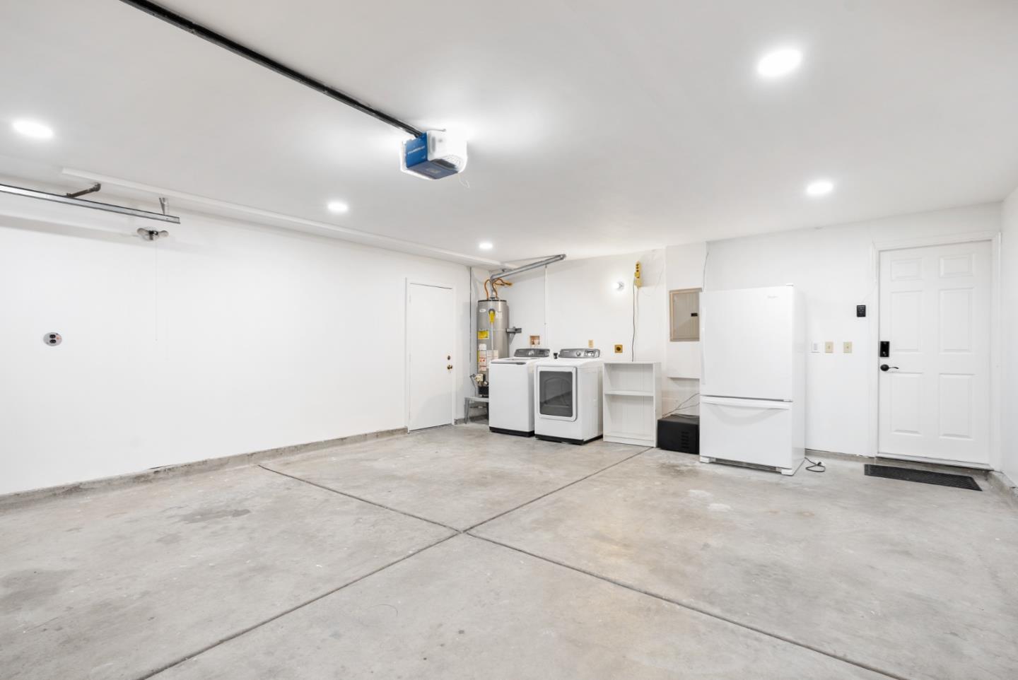 Detail Gallery Image 37 of 40 For 2293 Royaltree Cir, San Jose,  CA 95131 - 3 Beds | 2 Baths