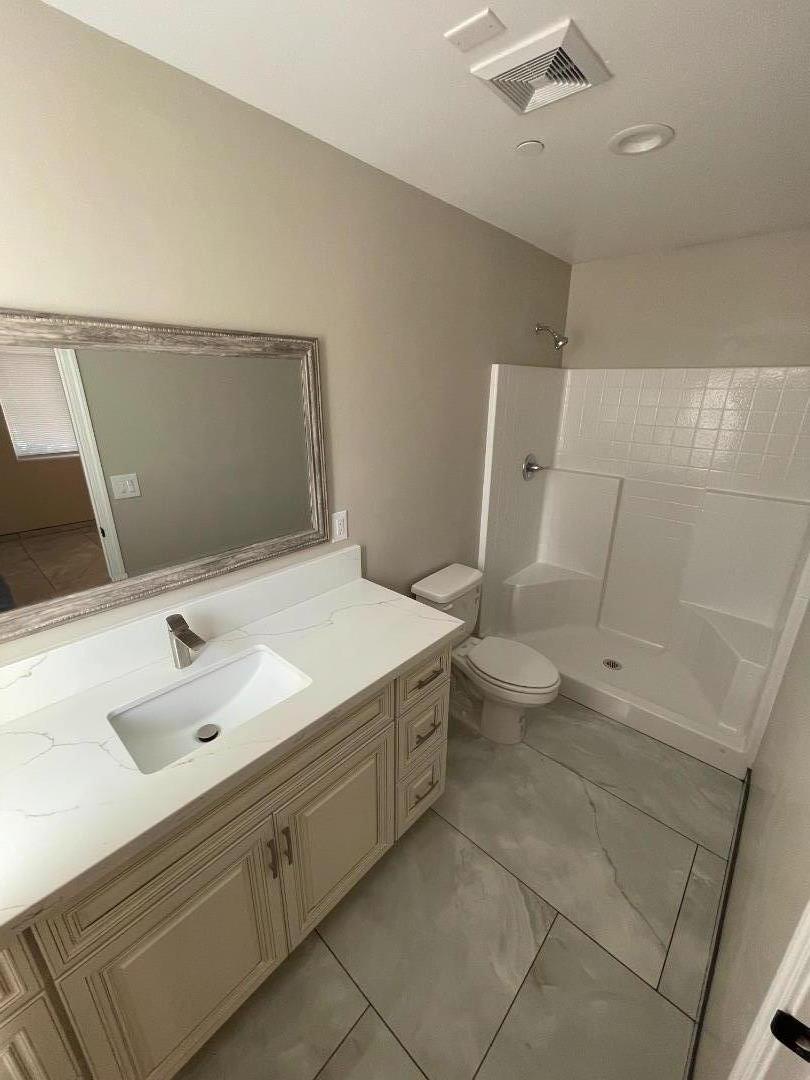Detail Gallery Image 7 of 13 For 195 W Date Ave, Porterville,  CA 93257 - 4 Beds | 2 Baths