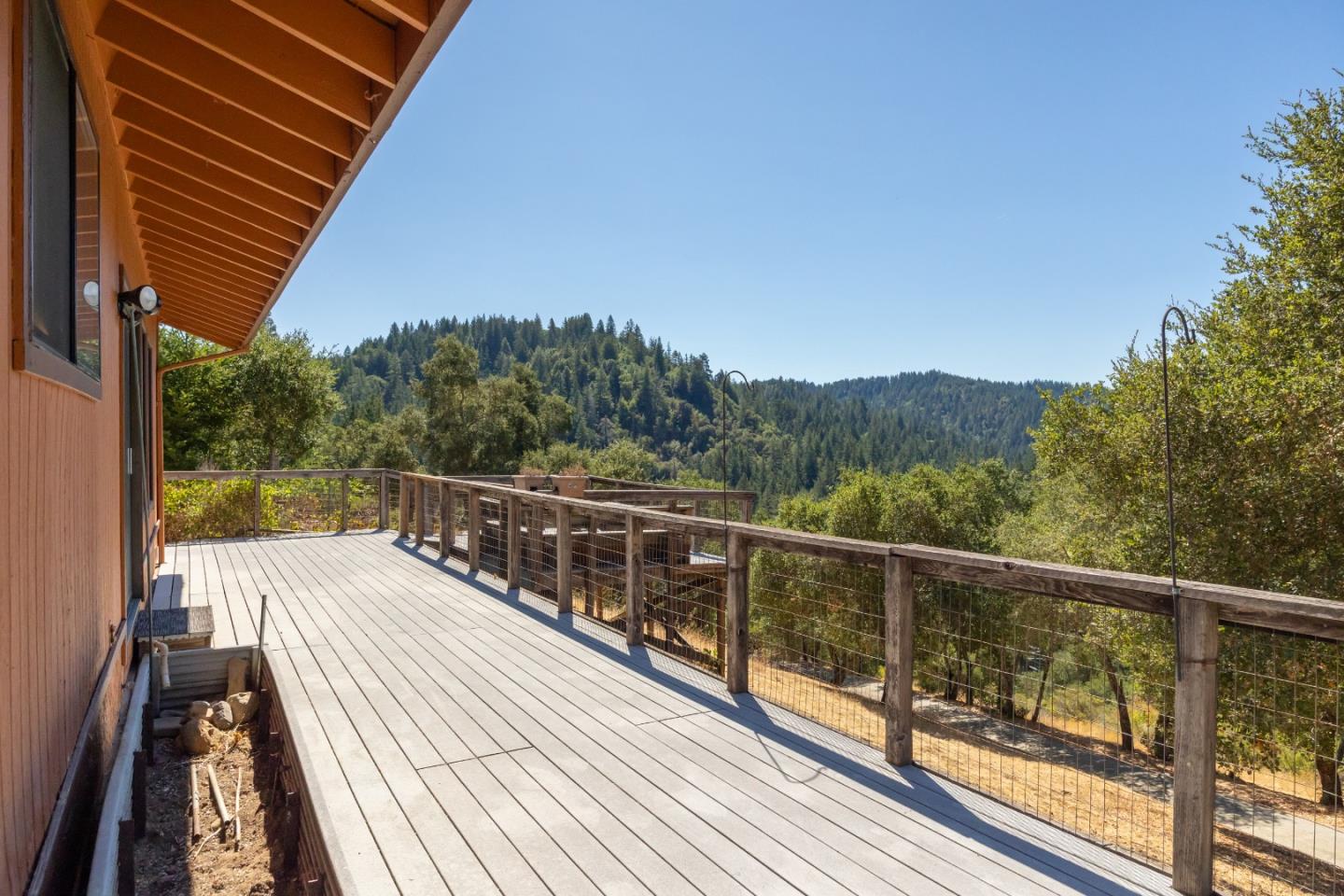 Detail Gallery Image 38 of 53 For 450 Hawk Ridge Rd, Boulder Creek,  CA 95006 - 4 Beds | 3 Baths